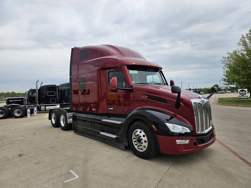 2024 Peterbilt 579 (For Sale) 80" Sleeper RD656904