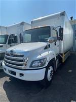 2017 Hino 268 - Box Truck