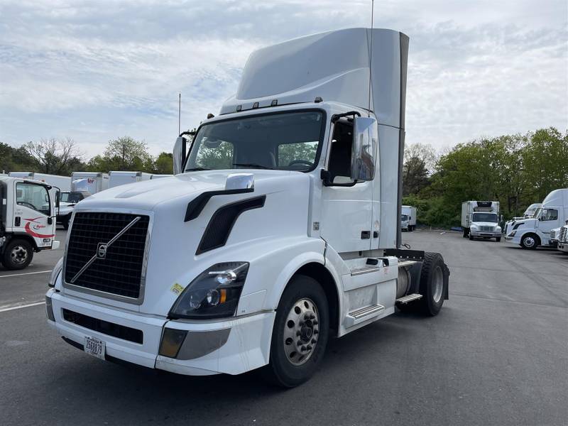 2017 Volvo VNL For Sale | Day Cab | #679777