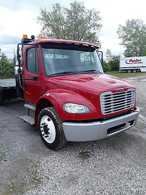 2018 Freightliner M2 106 - Flatbed
