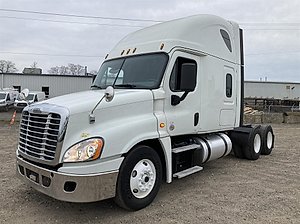2018 Freightliner Cascadia 125 - Sleeper Truck