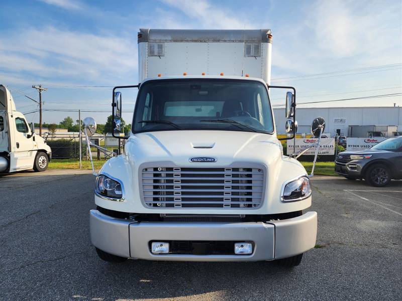 2019 Freightliner M2 106 For Sale | 26' Box | Non CDL | #876852