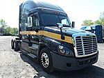 2020 Freightliner Cascadia 125 - Sleeper Truck