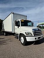 2017 Hino 268 - Box Truck