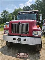 2001 International 5500I 6X4 - Dump Truck