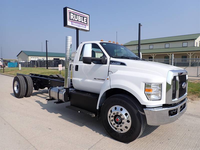 2024 Ford F750 (For Sale) Cab & Chassis RDF04821