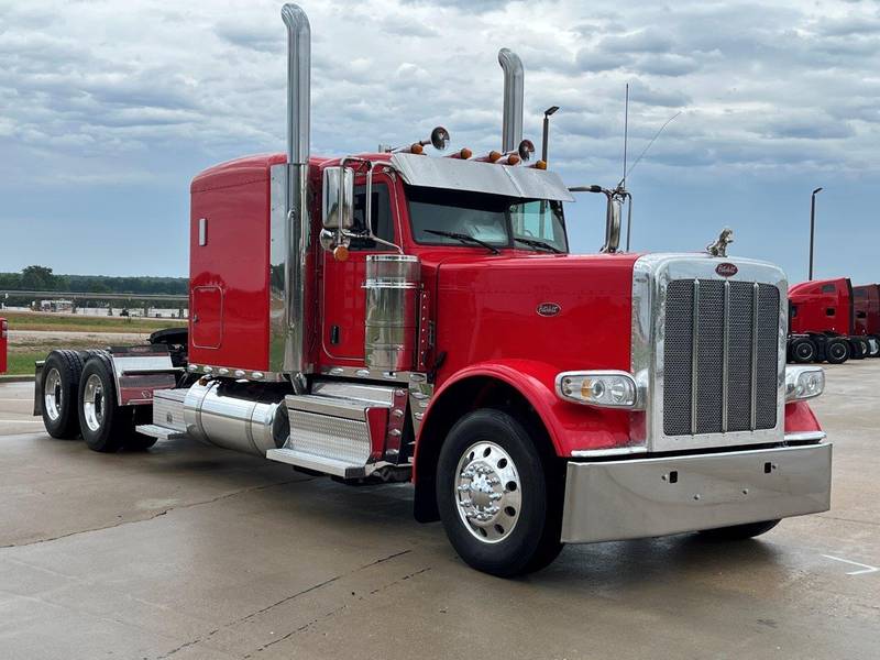 2022 Peterbilt 389 (For Sale) | 72