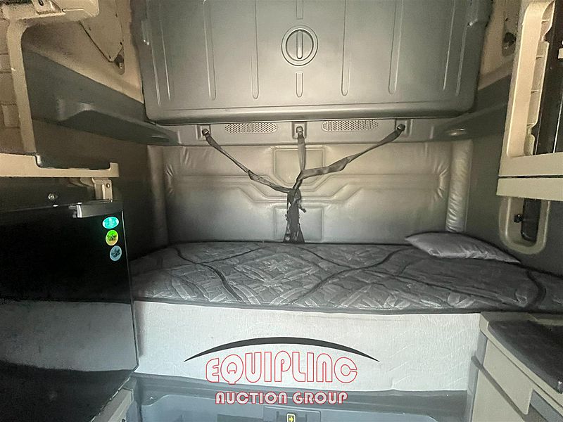 2016 Freightliner CASCADIA