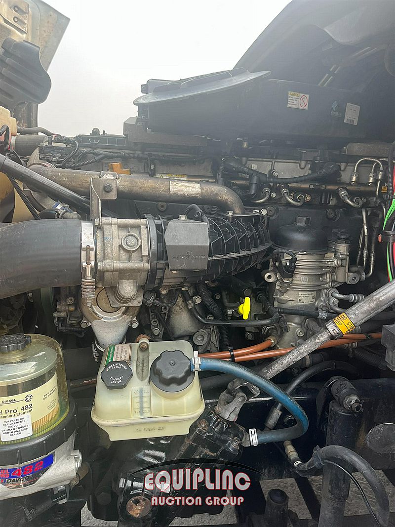 2016 Freightliner CASCADIA