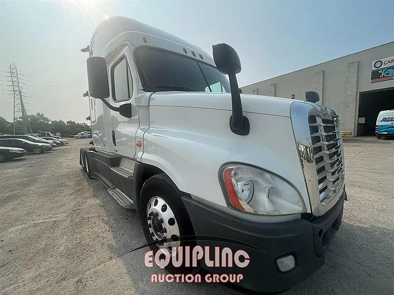 2016 Freightliner CASCADIA