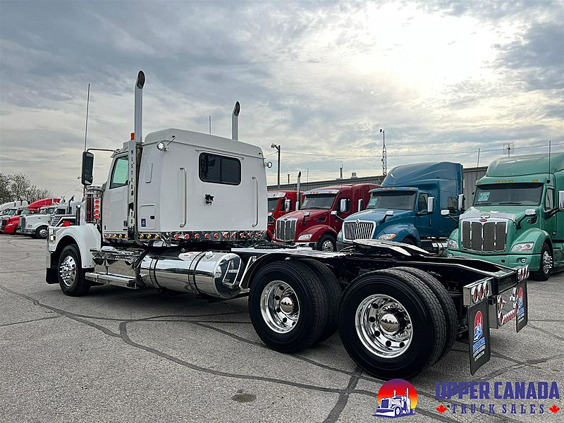 2019 Western Star 4900FA For Sale 40" Sleeper 9194704