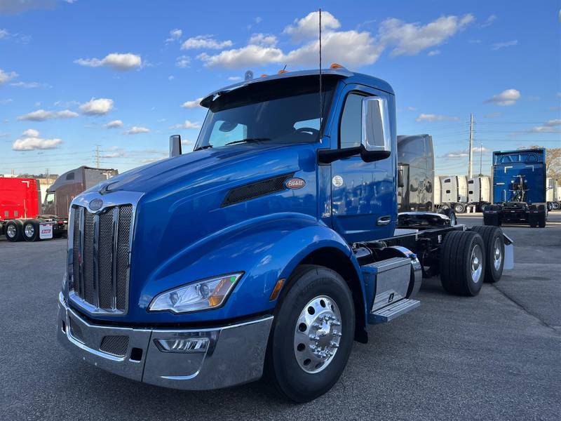 2024 Peterbilt 579 (For Sale) Non Sleeper 30A679295