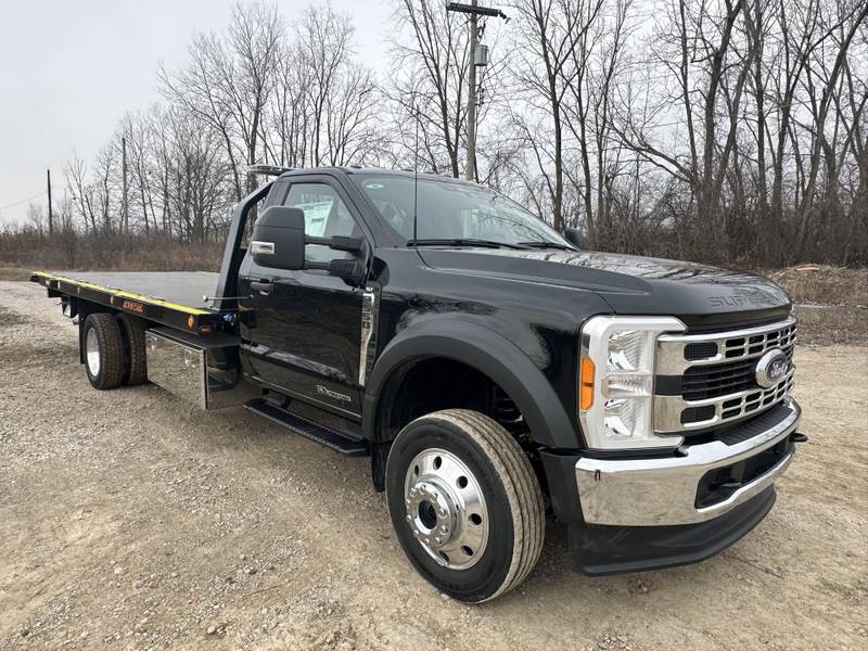 2023 Ford F550