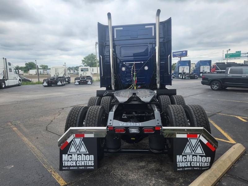 2024 Volvo VNL 740 (For Sale) 70" Sleeper V633131