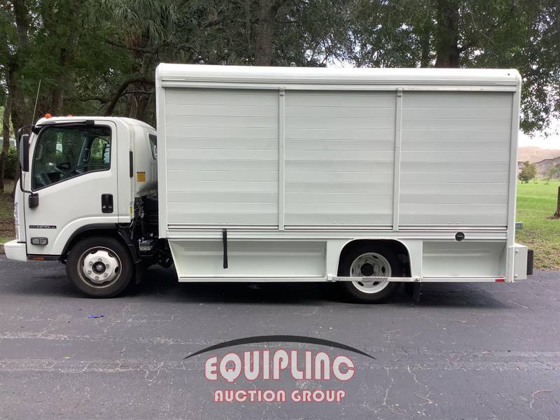 2020 Isuzu NPR HD (For Sale) | Beverage Truck | #VPX208444