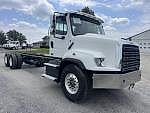 2016 Freightliner 114SD - Cab & Chassis