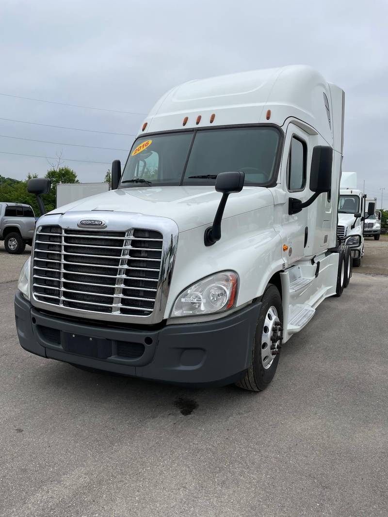 2016 Freightliner CASCADIA 125 (For Sale) | 72