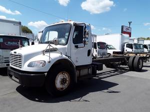 2017 Freightliner M2 106 - Cab & Chassis