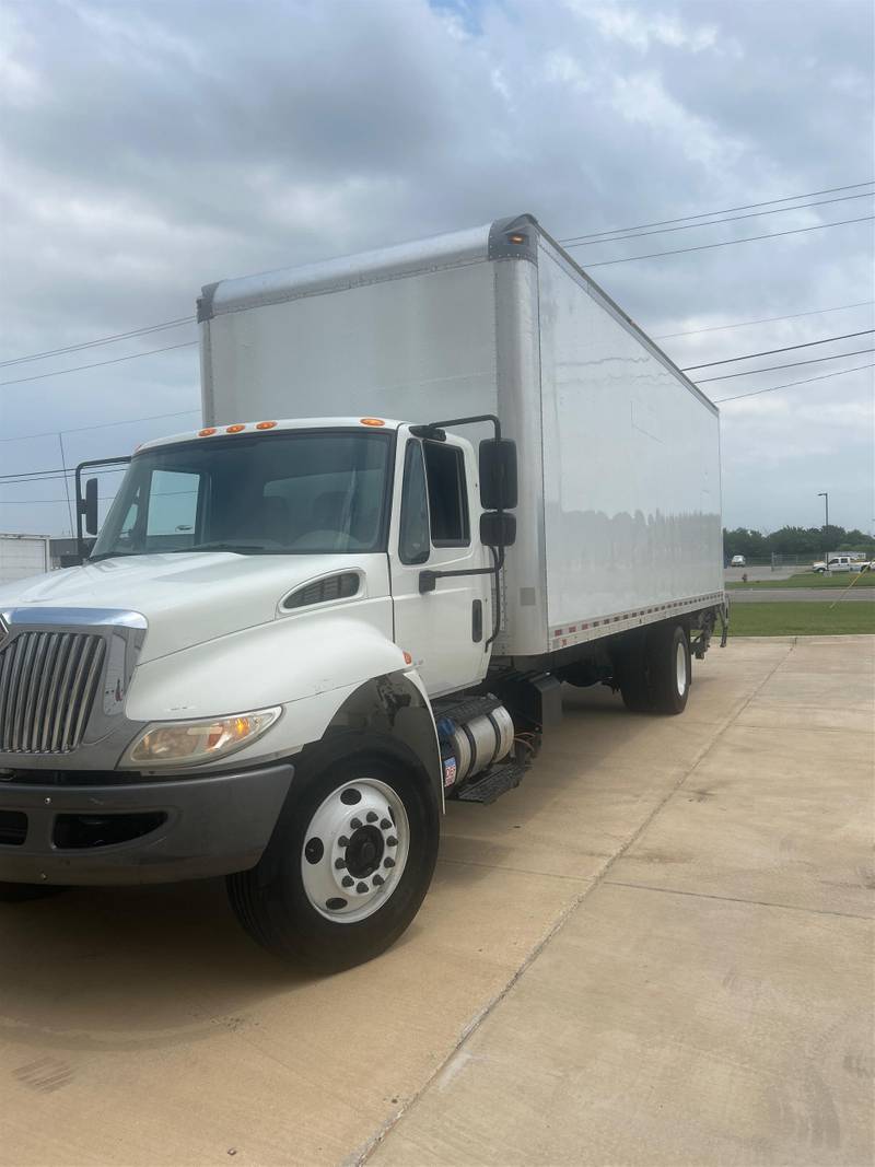 2017 International Durastar 4300 (for Sale) 