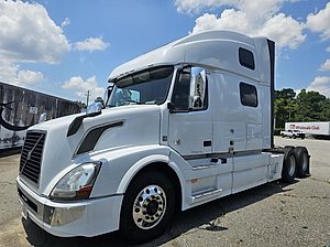 2017 Volvo VNL 780