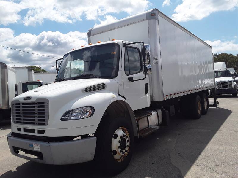 2017 Freightliner M2 106 (For Sale) | Box Van | #678978