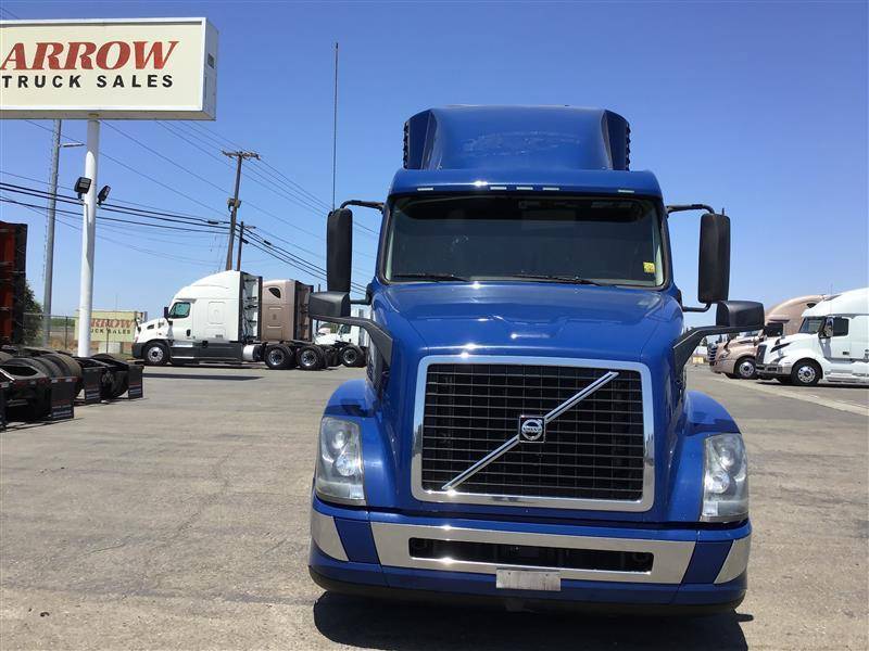 2017 Volvo VNL 630 (For Sale) | 61