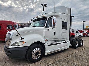 2017 International Prostar - Sleeper Truck