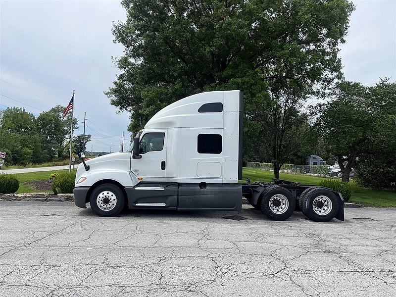 2019 International LT625