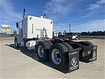 2016 Peterbilt 389 - Sleeper Truck