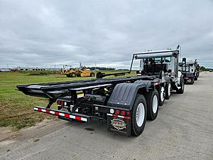 2024 Kenworth T880 - Roll-Off