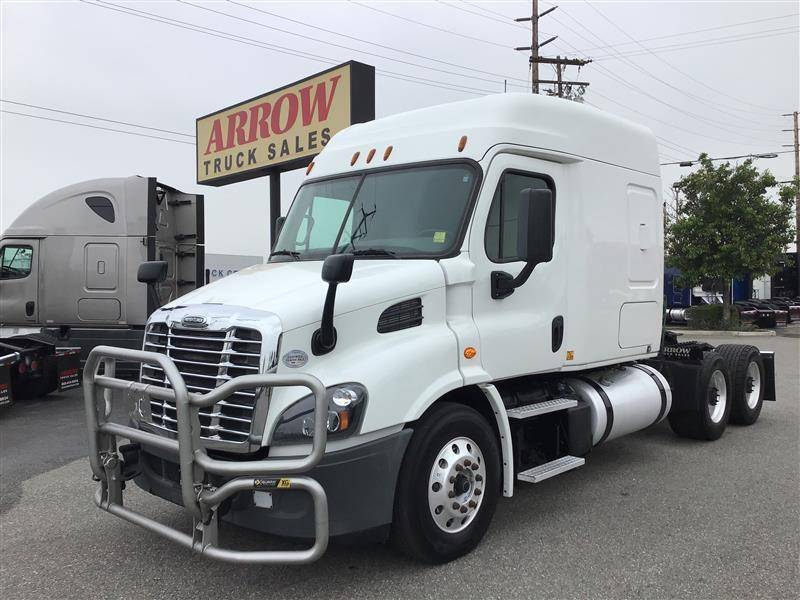 2017 Freightliner CASCADIA (For Sale) | 72