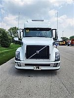 2018 Volvo VNL 670 - Sleeper Truck