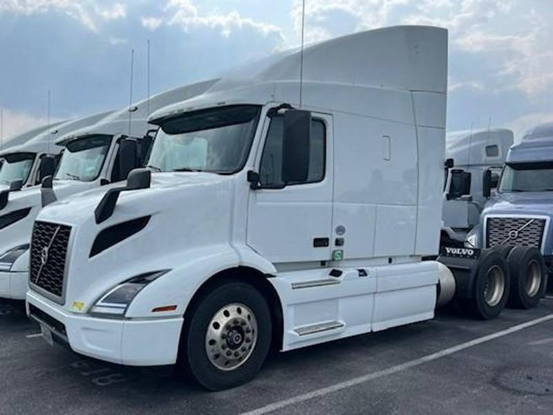 2020 Volvo VNR640 (For Sale) | 61" Sleeper | #260486