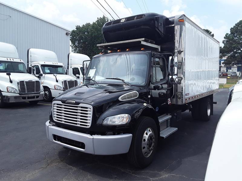 2020 Freightliner M2 106 (For Sale) | 18' Box | #268701