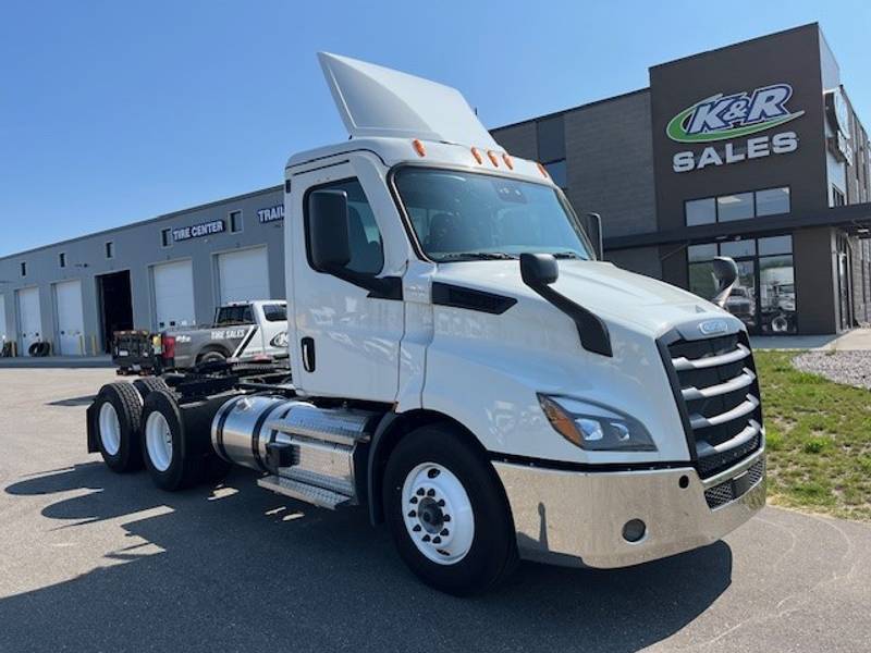 2023 Freightliner Cascadia