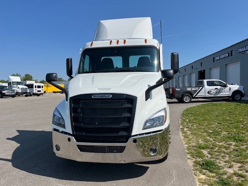 2023 Freightliner Cascadia For Sale Day Cab 128051