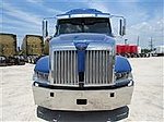 2016 Western Star 5700XE - Sleeper Truck