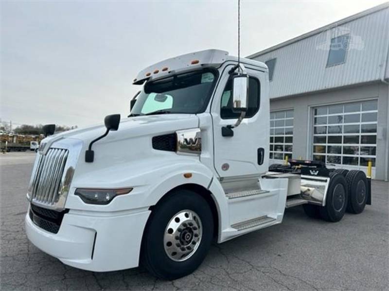 2024 Western Star 57X (For Sale) Day Cab VJ7431