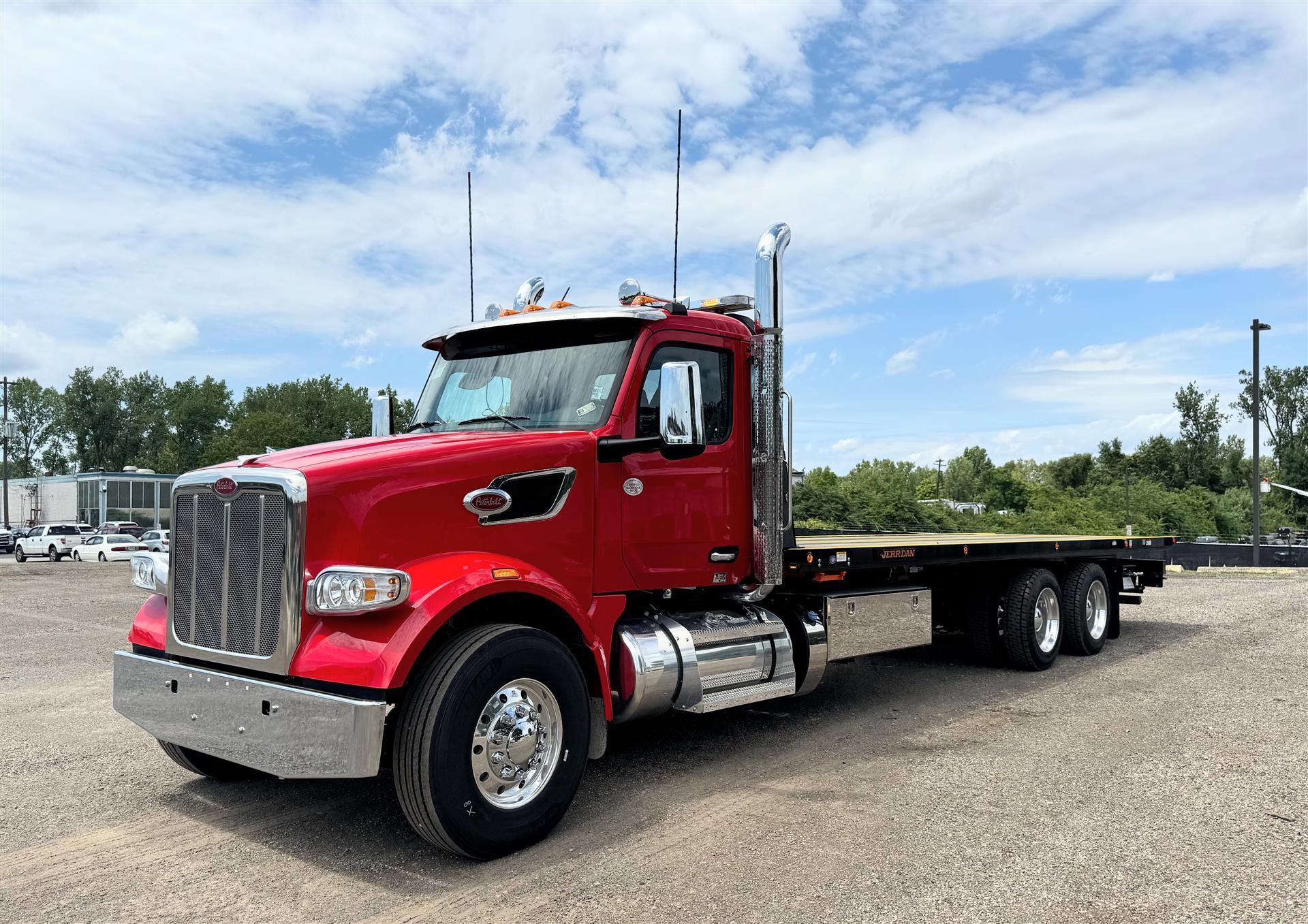 2024 Peterbilt 567 (For Sale) Rollback A362C