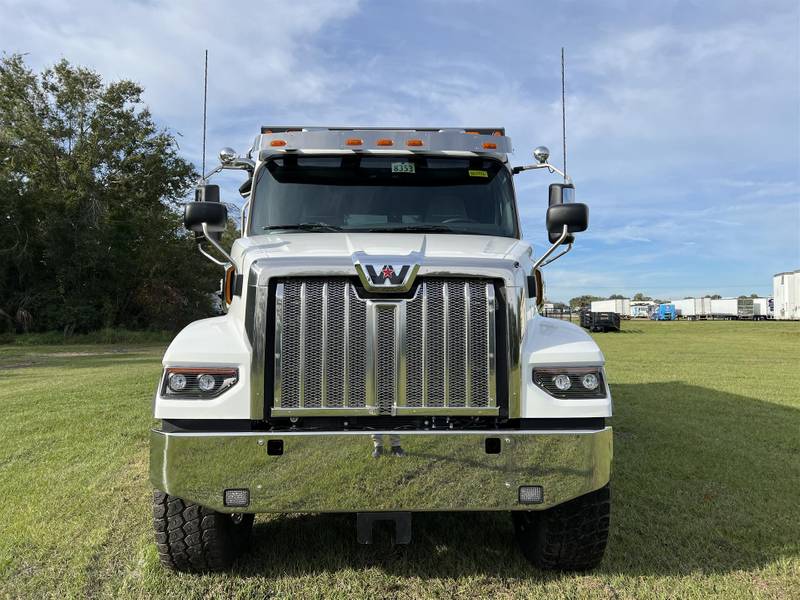 2024 Western Star 47X (For Sale) Dump Truck VJ8157