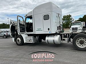 2017 Peterbilt 579