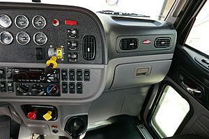 2017 Peterbilt 389
