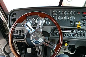 2017 Peterbilt 389
