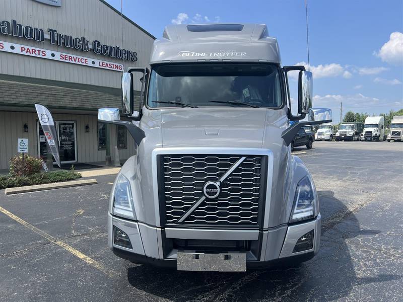 2024 Volvo VNL 860 For Sale 77" Sleeper V633478