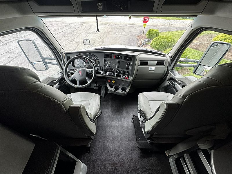 2020 Kenworth T680