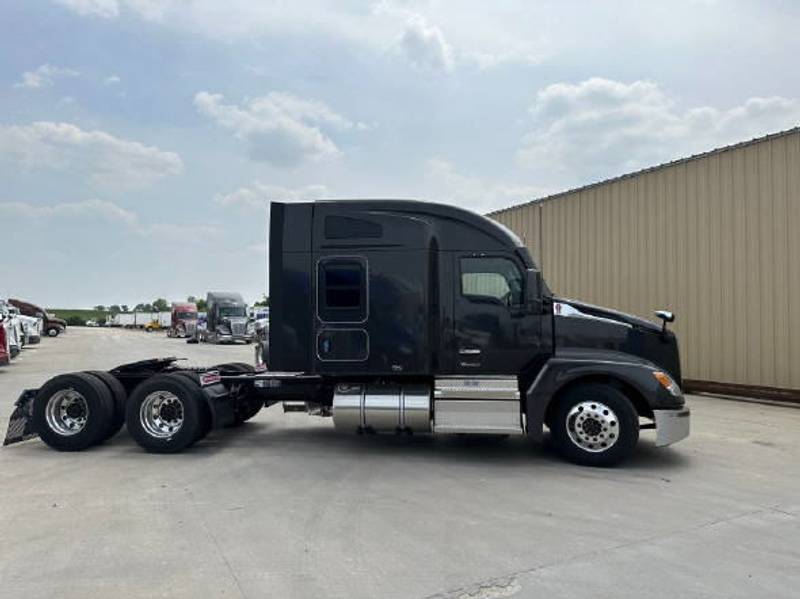 2024 Kenworth T680 For Sale Semi Truck J336886