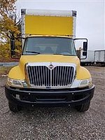 2018 International DuraStar 4300 - Box Van
