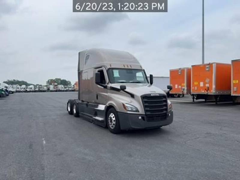 2022 Freightliner Cascadia For Sale | 72