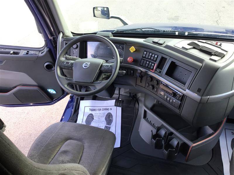 New 2021 Volvo FMX truck - INTERIOR 