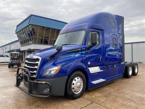 2019 Freightliner Cascadia Evolution - Sleeper Truck